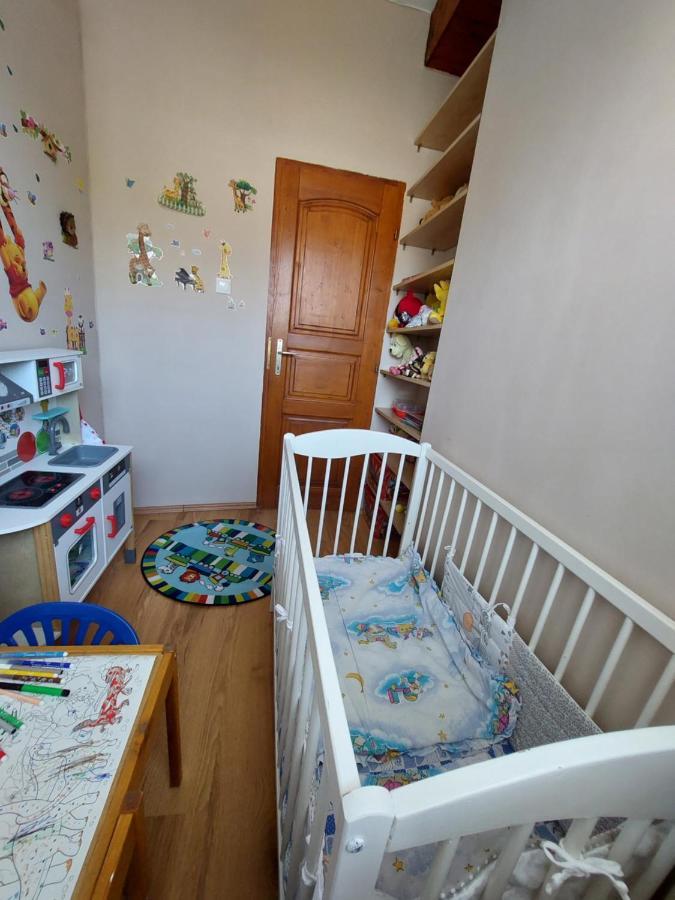Csaladbarat Vendeglak Szegedi Maganszallashely 9 Fo Reszere, Nagycsaladok Es Barati Tarsasagok Reszere 외부 사진